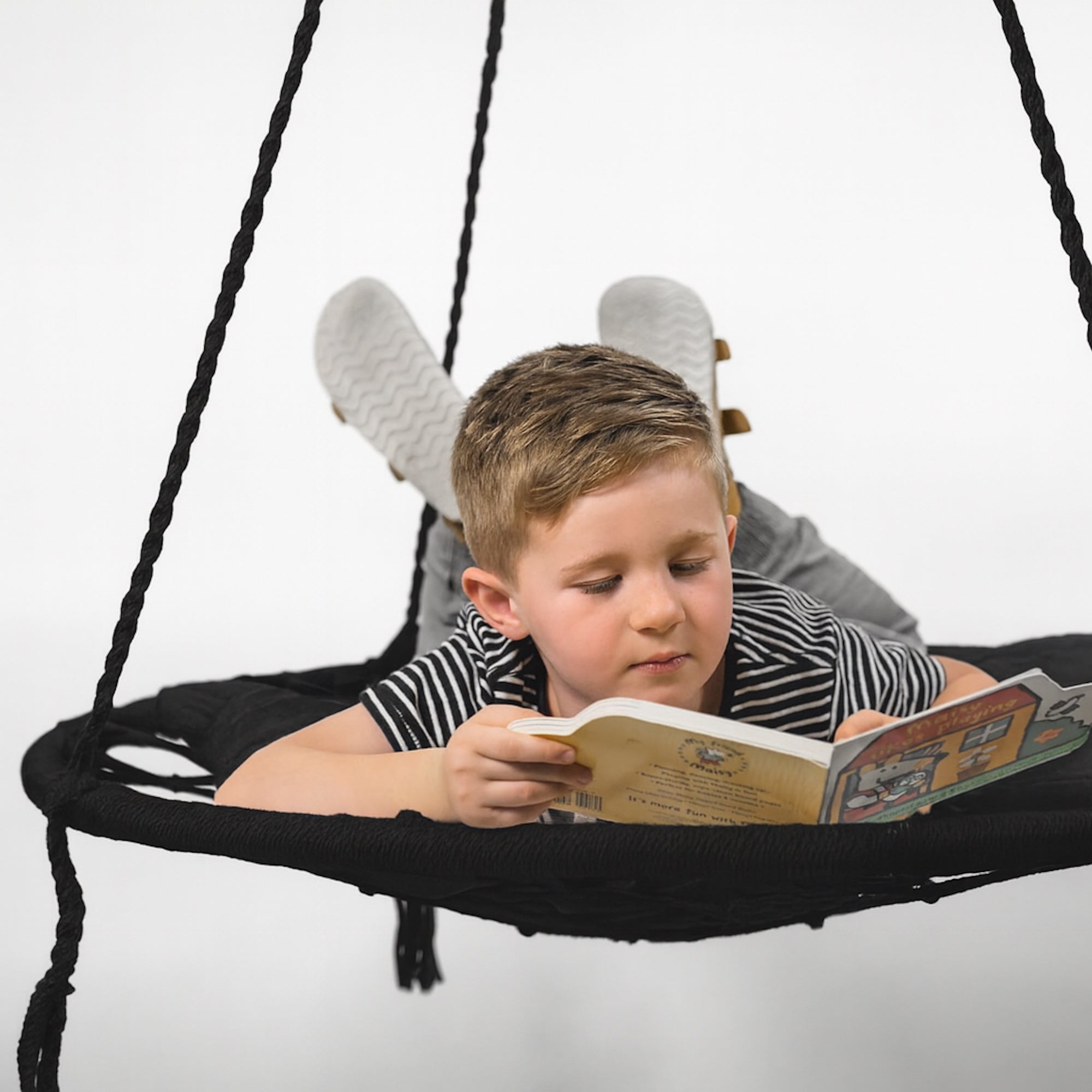Morocco Black Macrame Swing - Cozy Hanging Chair for Indoor & Outdoor
