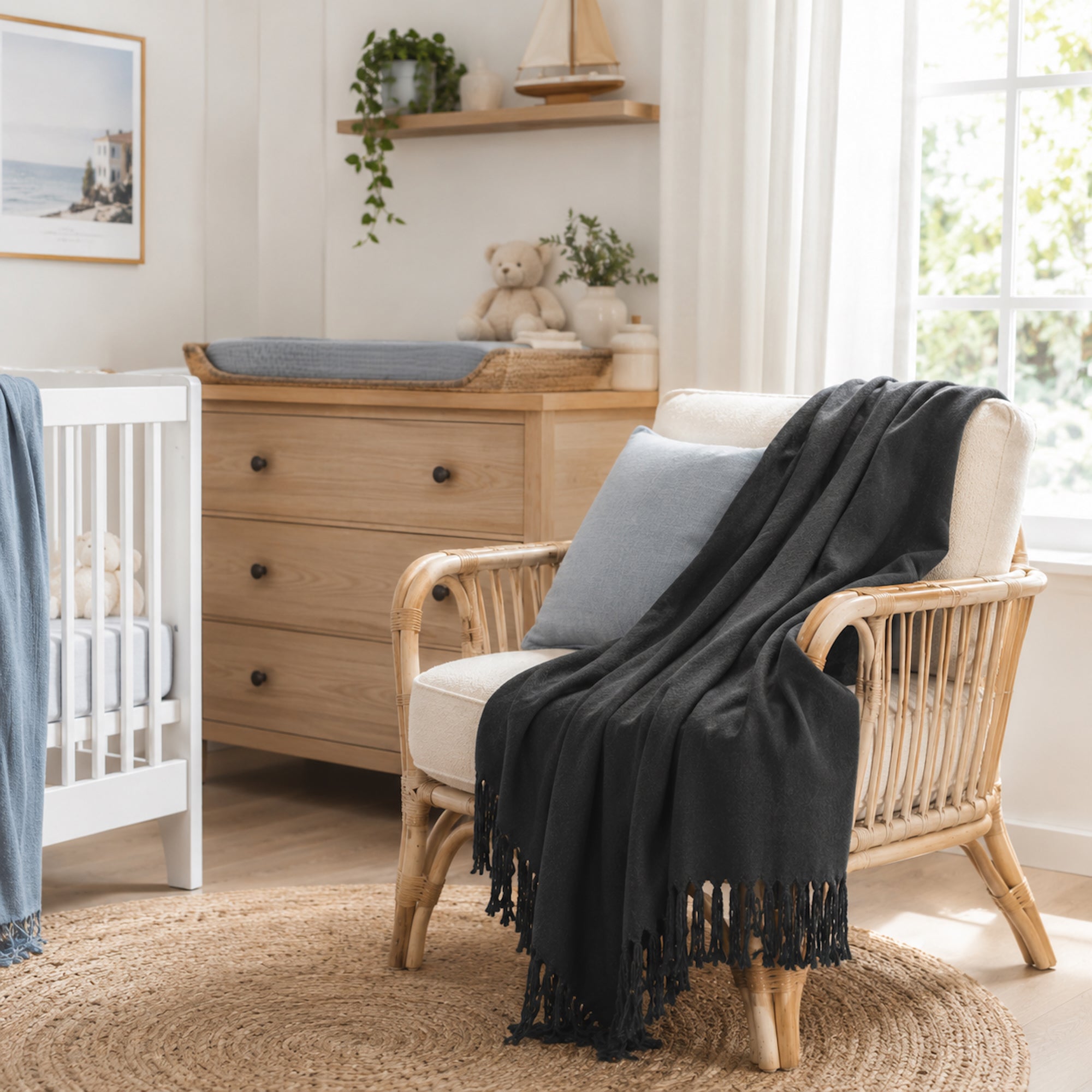 Luxurious Charcoal Bamboo Throw Blanket - Soft & Stylish