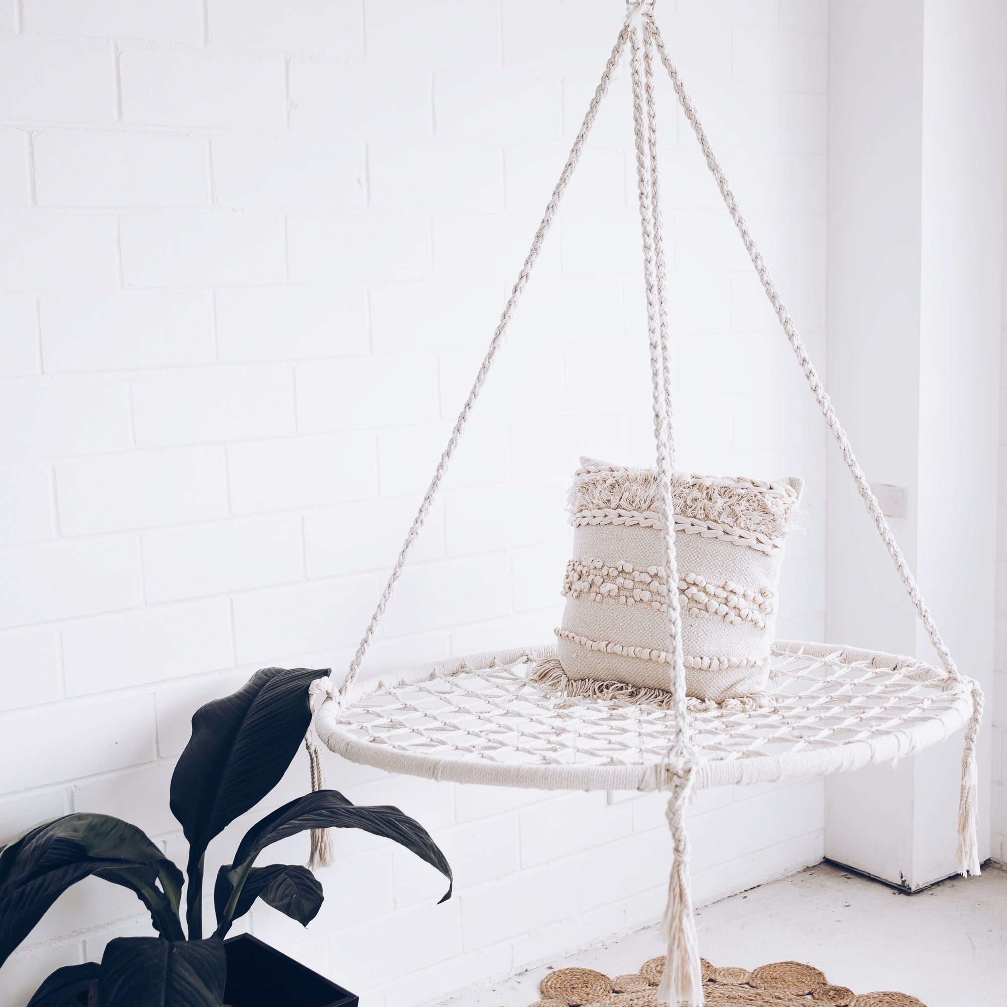Ivory & Deene Morocco Cream Macrame Hammock Swing - Luxurious Relaxation