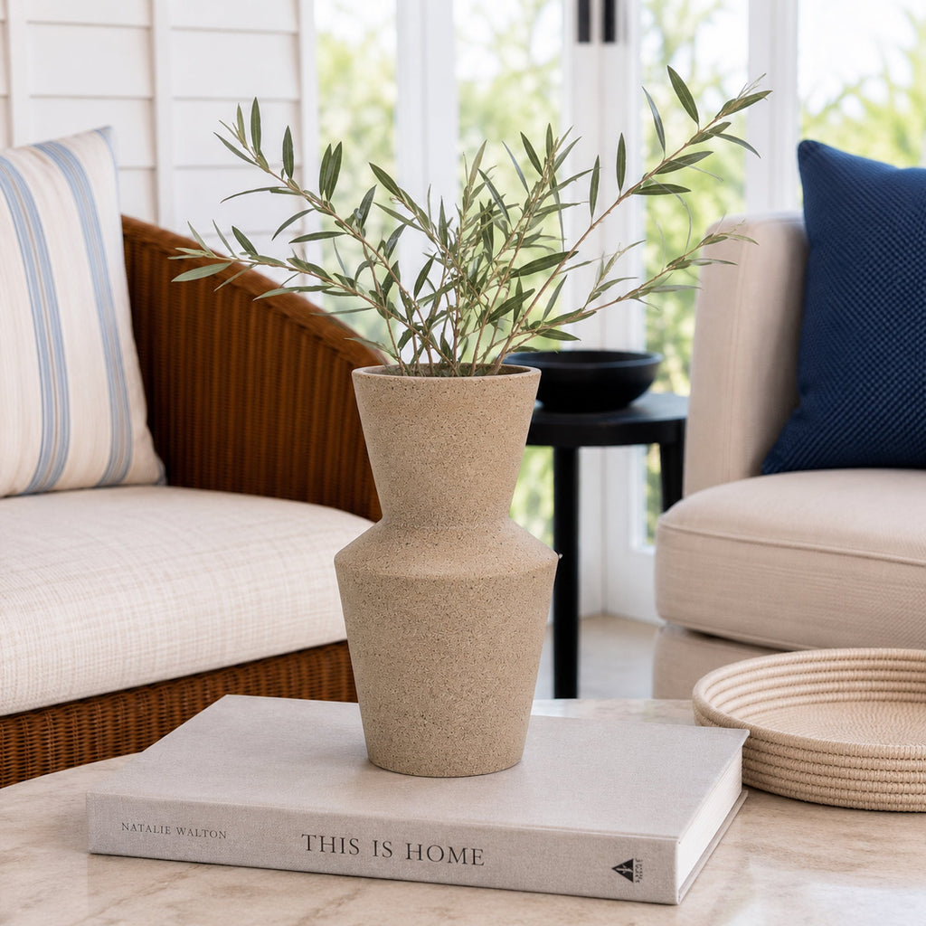 Dahlia Modern Ceramic Vase - Stylish Home Décor Accent