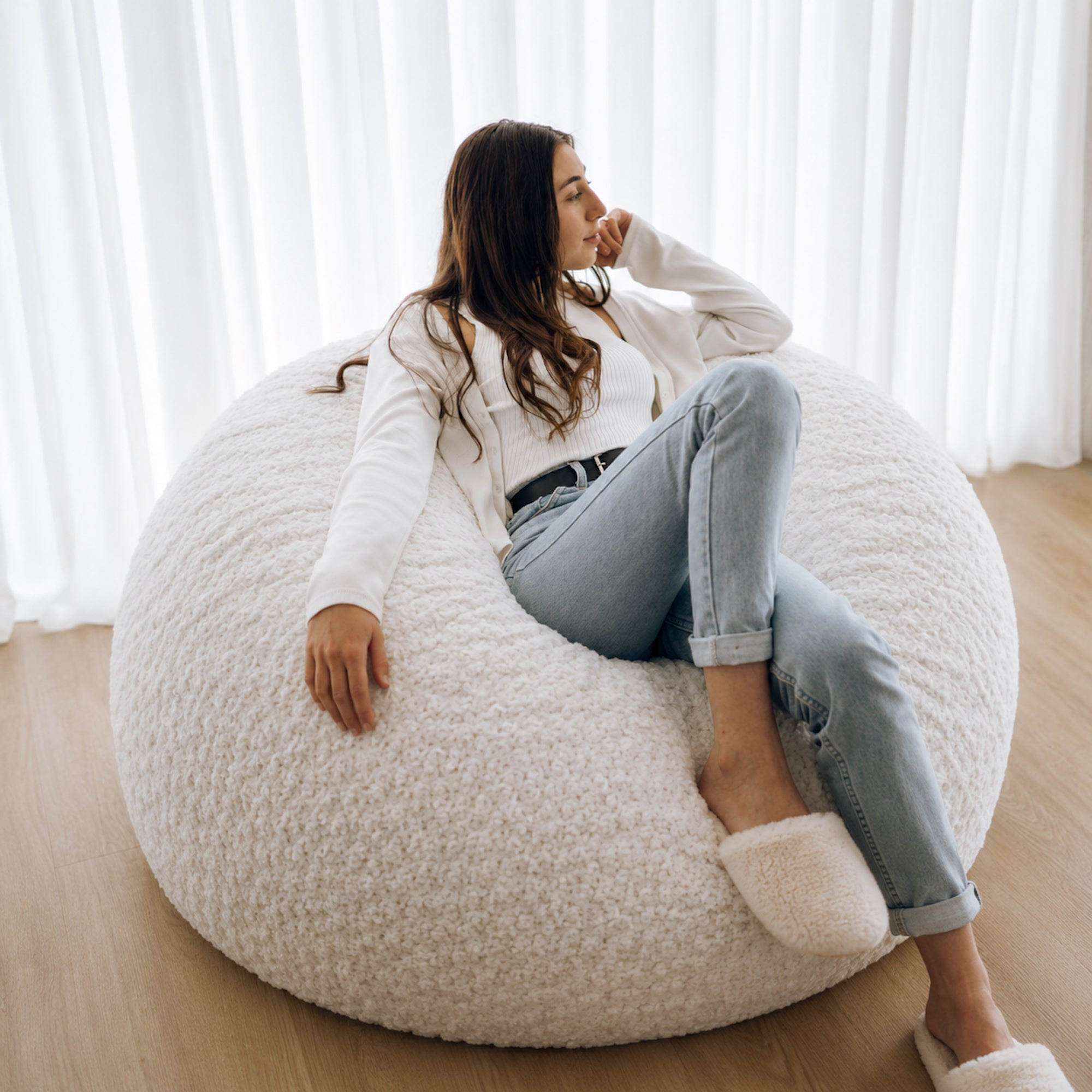 DreamPod® Classic White Bean Bag - Comfort & Style for Any Space