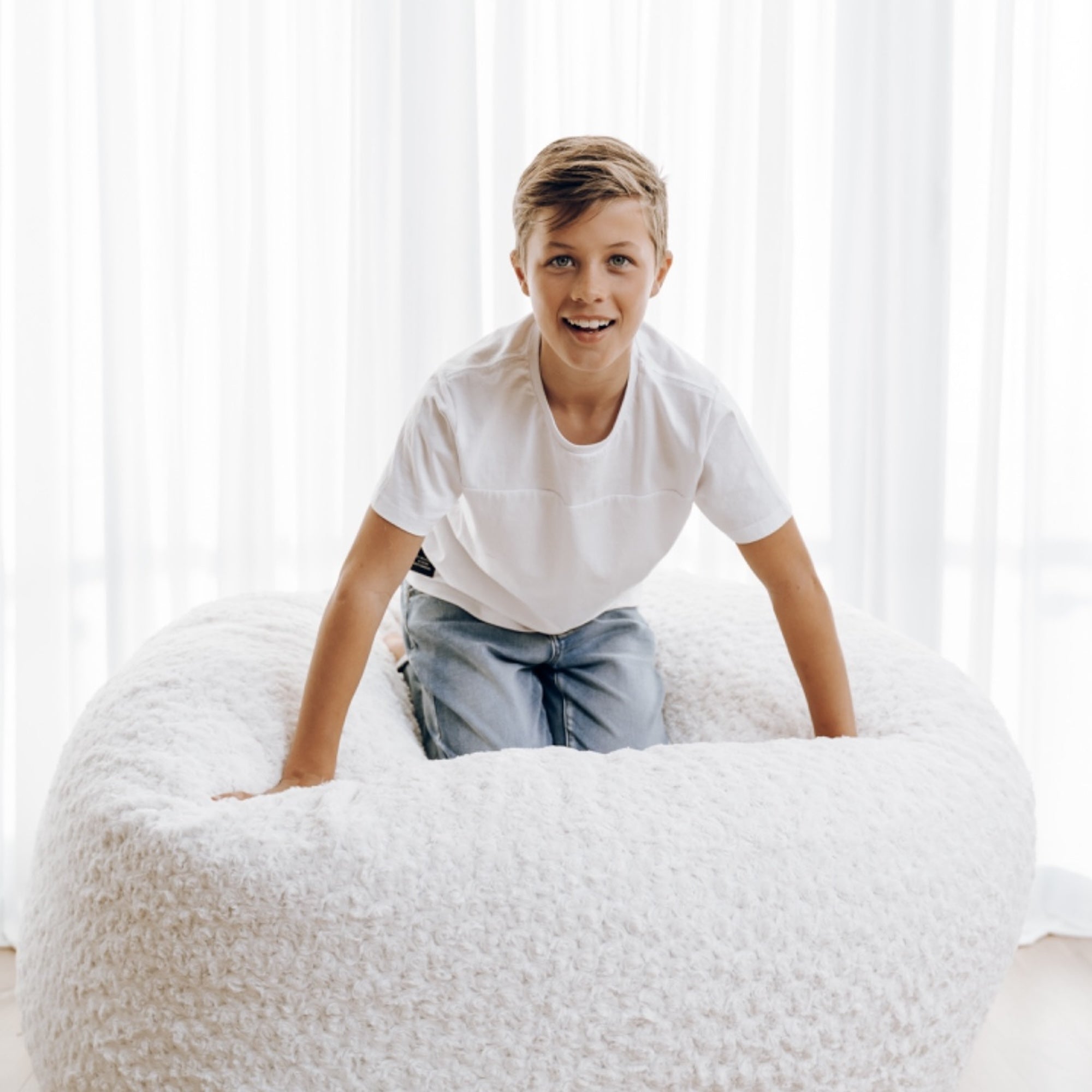 DreamPod® Classic White Bean Bag - Comfort & Style for Any Space