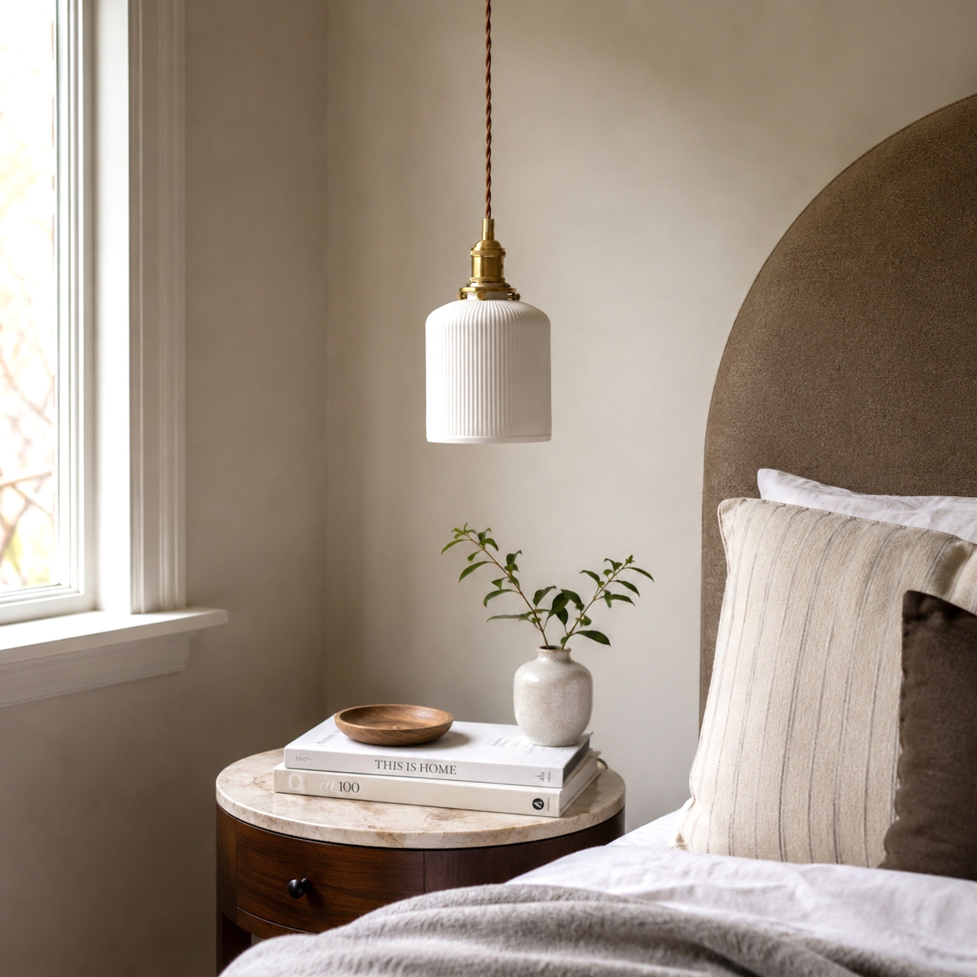 Gloria Ceramic Pleated Pendant Light - Modern Vintage Design