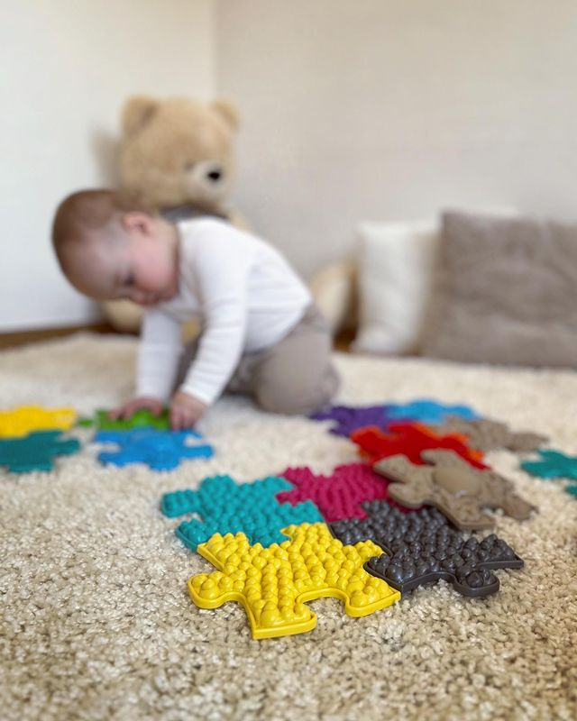 Muffik Tots Mini Sensory Playmat Set - 20 Soft & Firm Textures