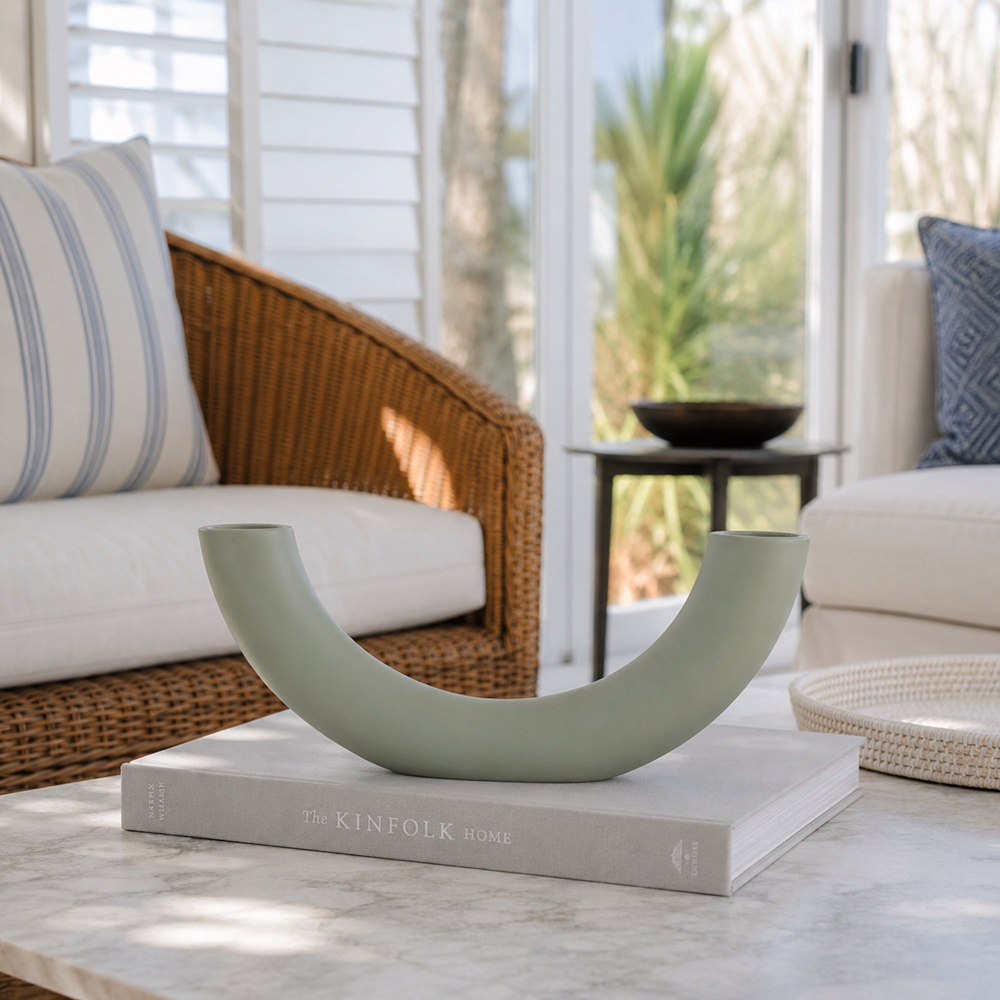 Lotus Ceramic Vase - Elegant Decor for Any Space