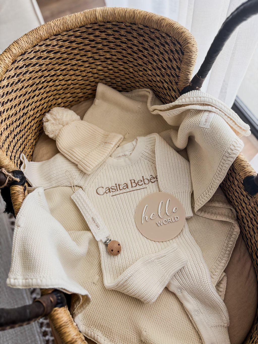 Essentīals Waffle Dummy Holder - Organic Cotton Infant Accessory