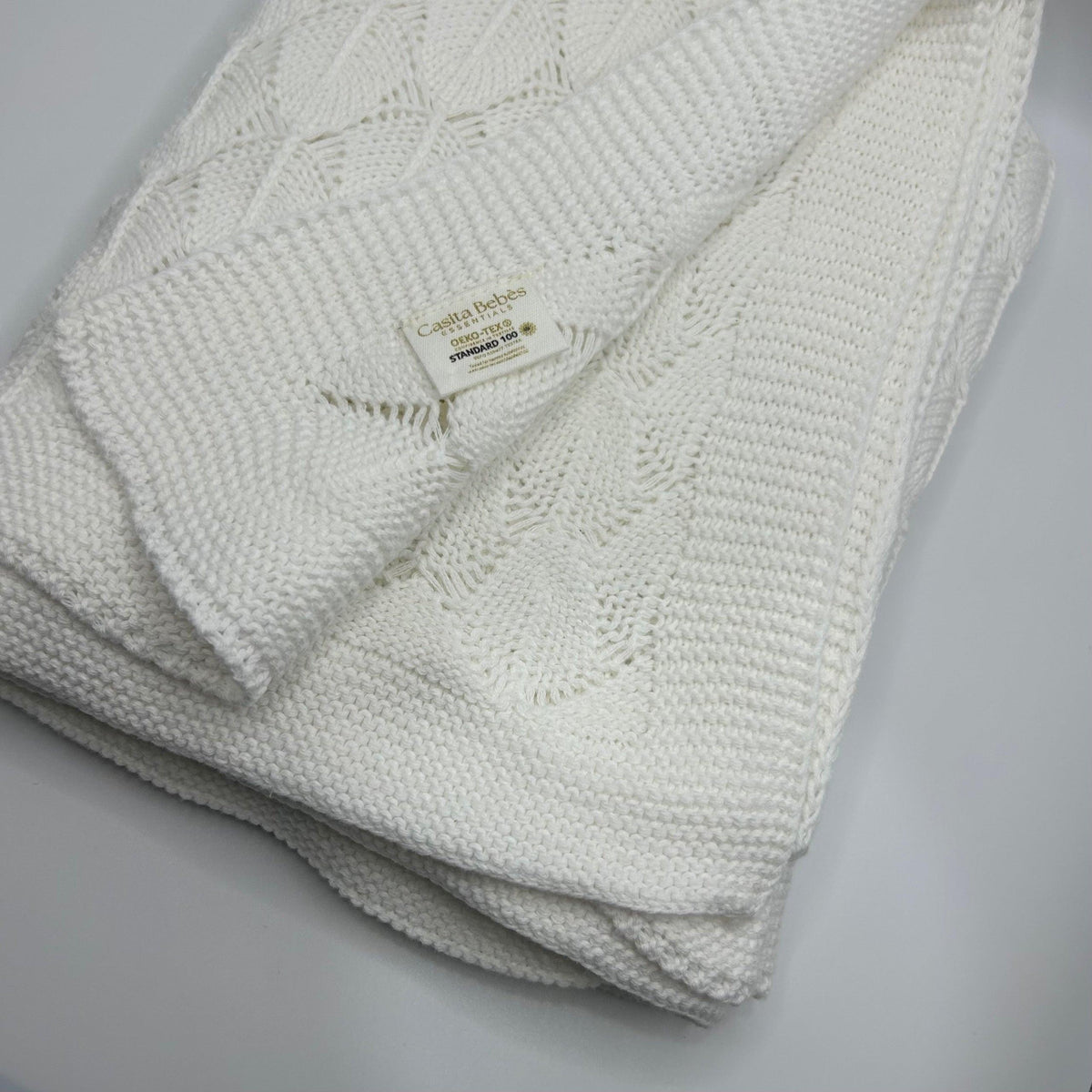 Essentīals Organic Cotton Knitted Baby Blanket - Soft & Breathable
