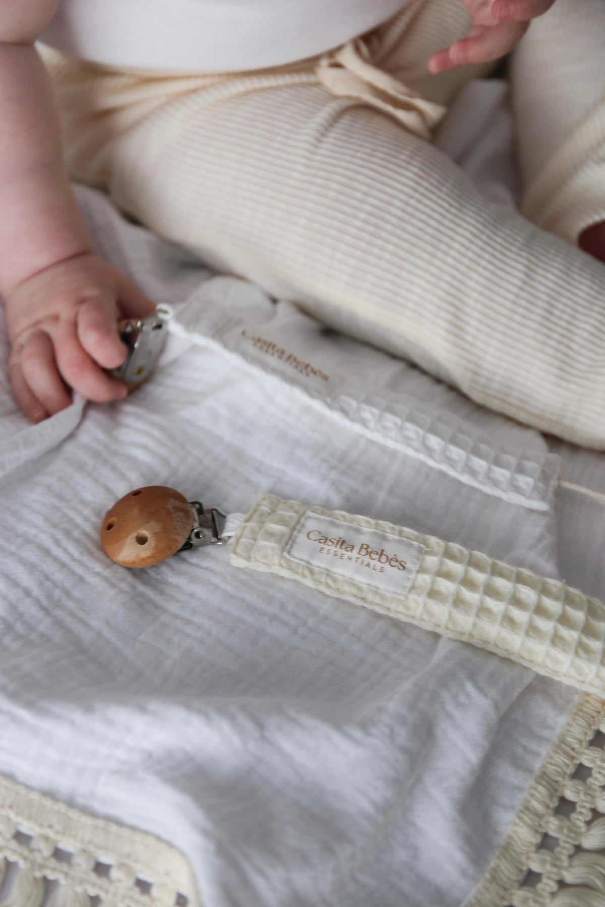 Essentīals Waffle Dummy Holder - Organic Cotton Infant Accessory