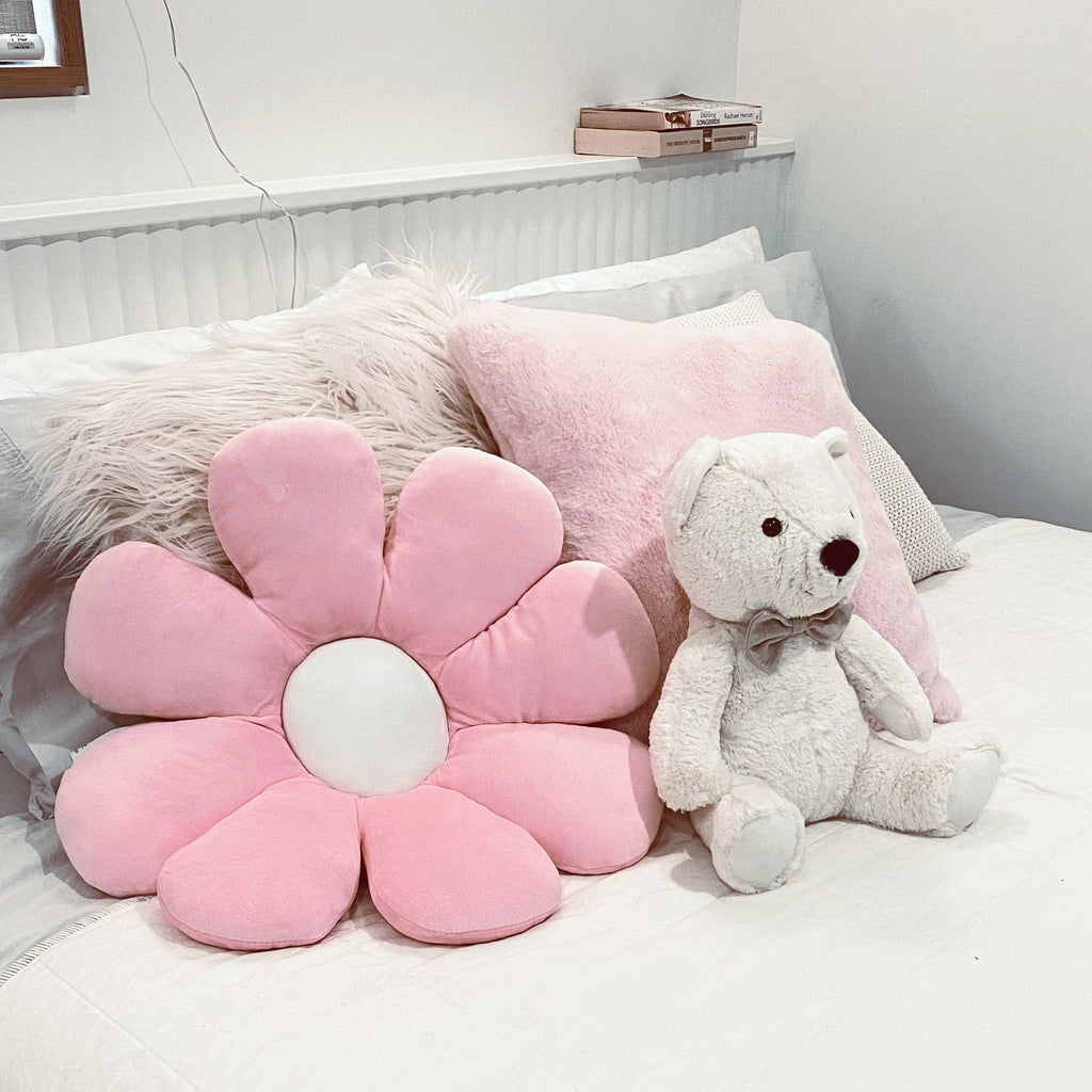 Charming Daisy Flower Cushion in Pretty Pink - Perfect for Kids