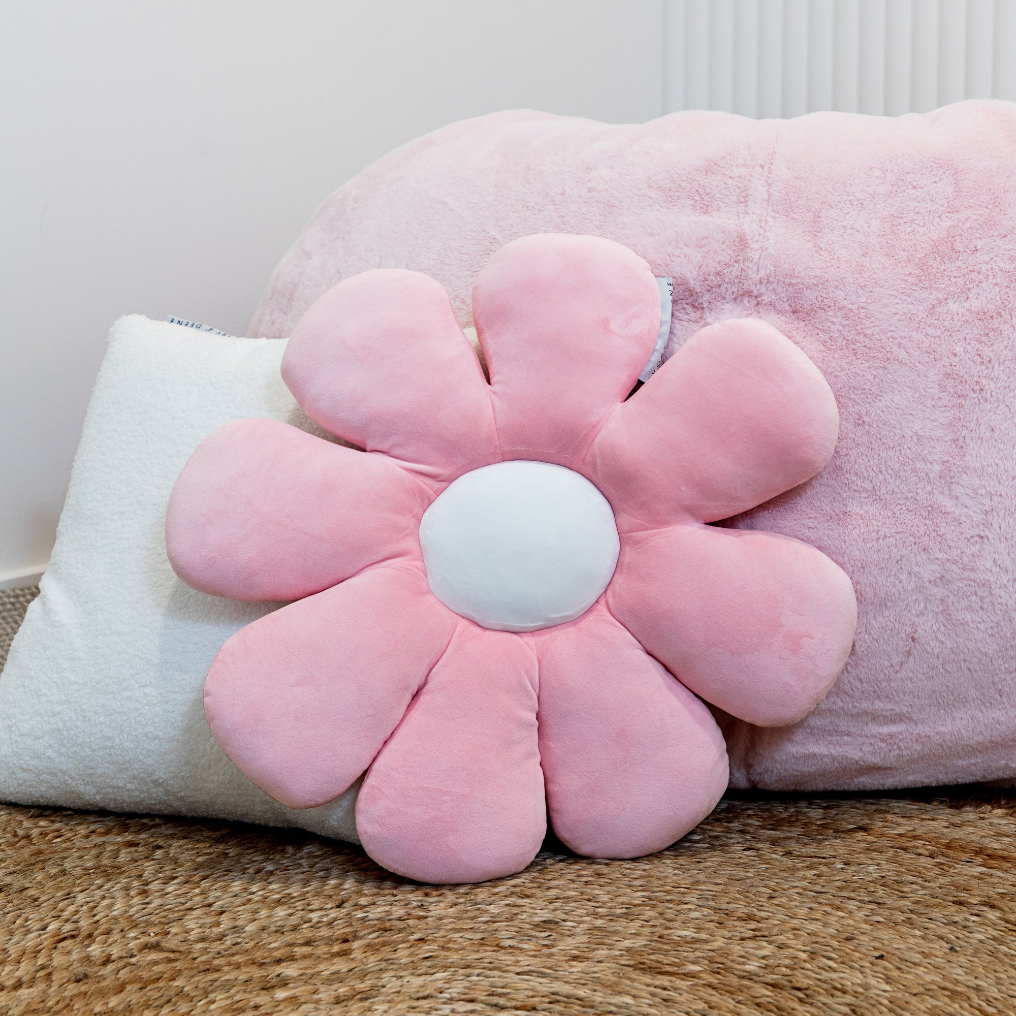 Charming Daisy Flower Cushion in Pretty Pink - Perfect for Kids
