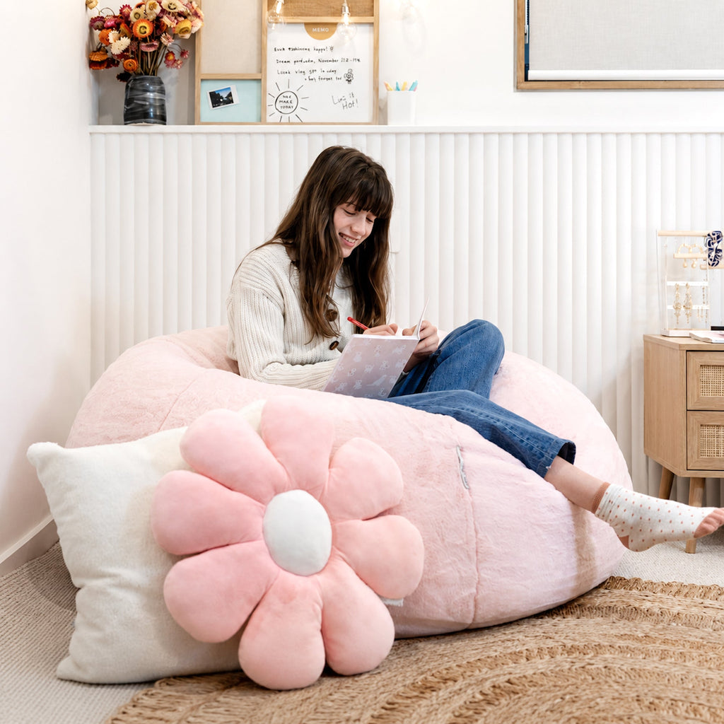 Soft Pink Plush Fur Bean Bag - Comfort & Elegance for Any Room