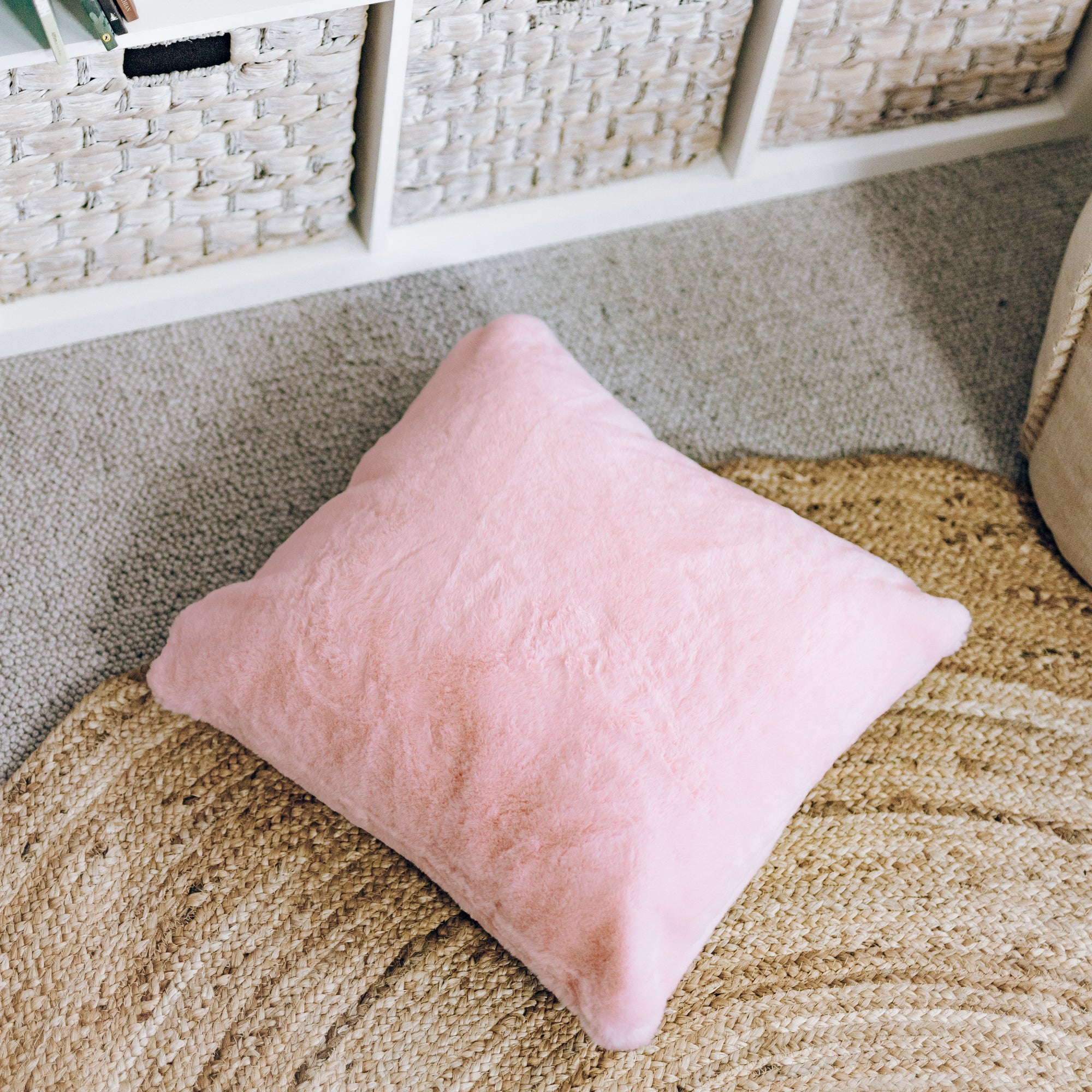 Soft Pink Cloud Plush Fur Cushion Cover with Insert | Cozy Elegance