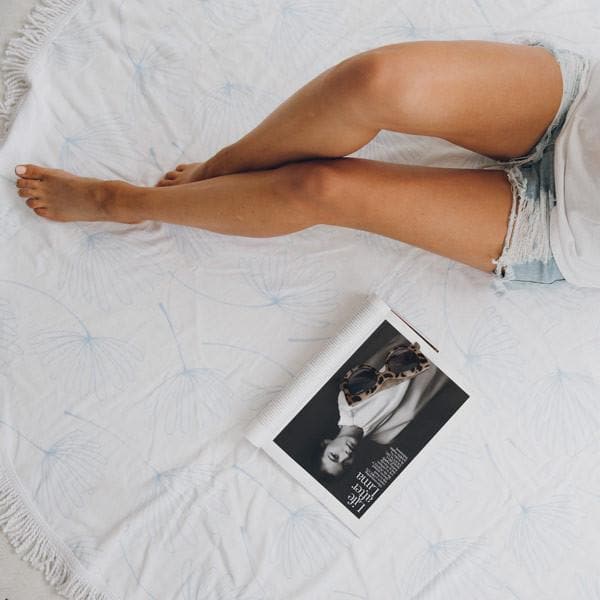 Luxurious Round Beach Towel & Picnic Blanket - Daydreaming Style