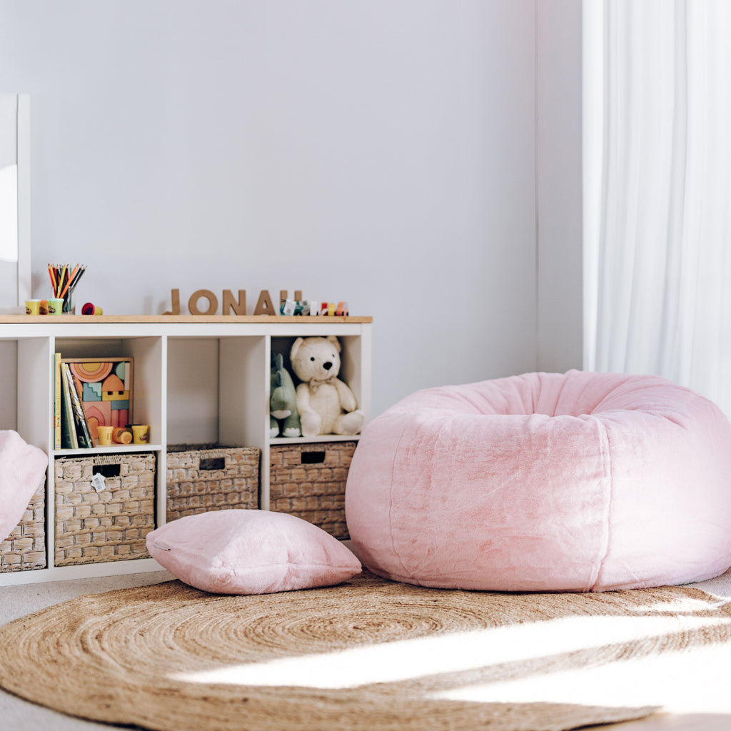 Soft Pink Plush Fur Bean Bag - Comfort & Elegance for Any Room