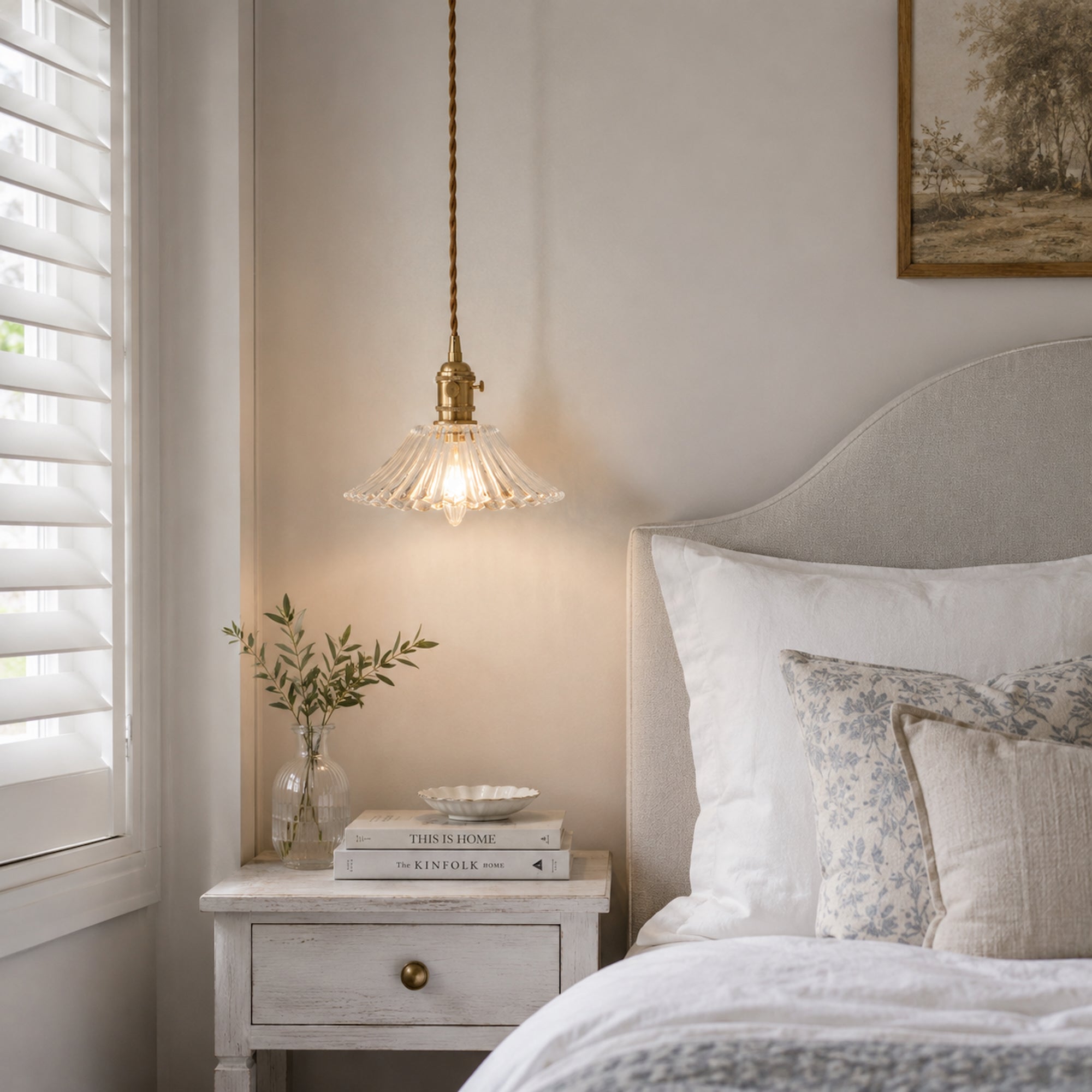 Fleur Vintage Glass Pendant Light - Elegant Ceiling Fixture